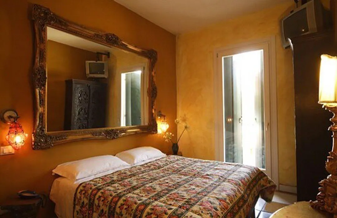 Venice Hotel Villa Dori-1
